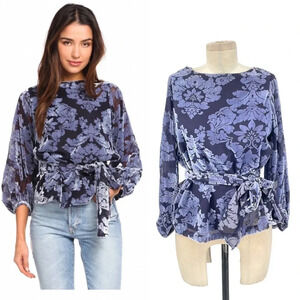 Yumi Kim Kiss and Tell Top Lapis‎ Burn Out Velvet Blouse Blue Size Small